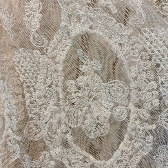 Pins And Needles Lace Mini Skirt Fully Lined - Picture 3 of 4